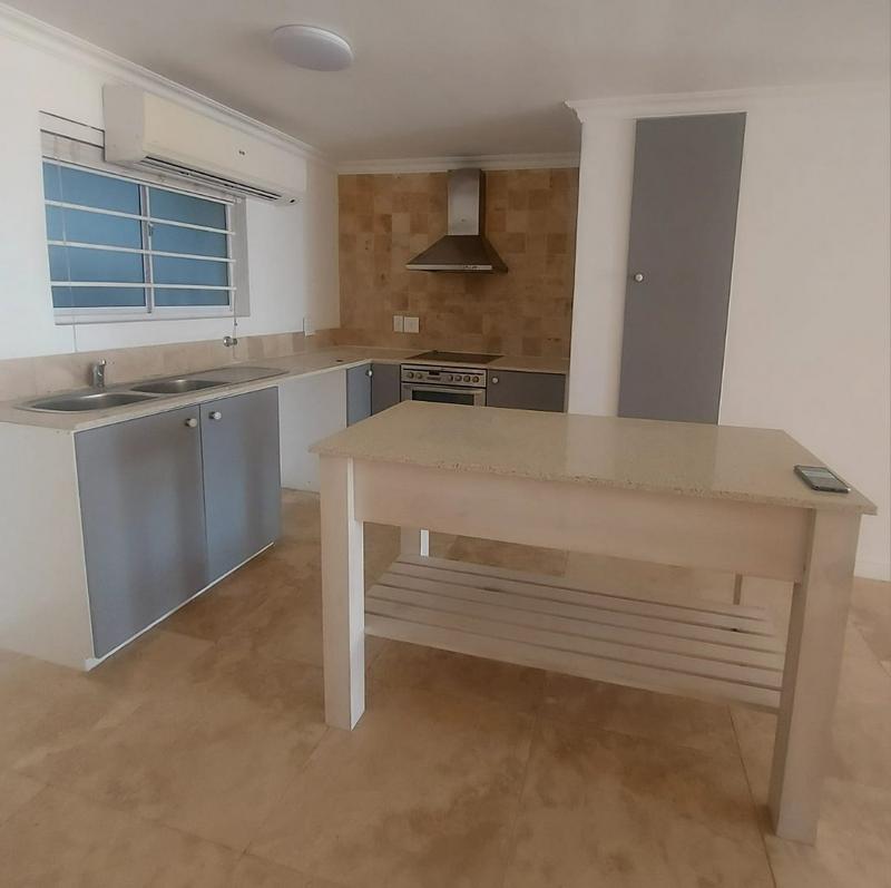To Let 2 Bedroom Property for Rent in Lagoon Beach Western Cape